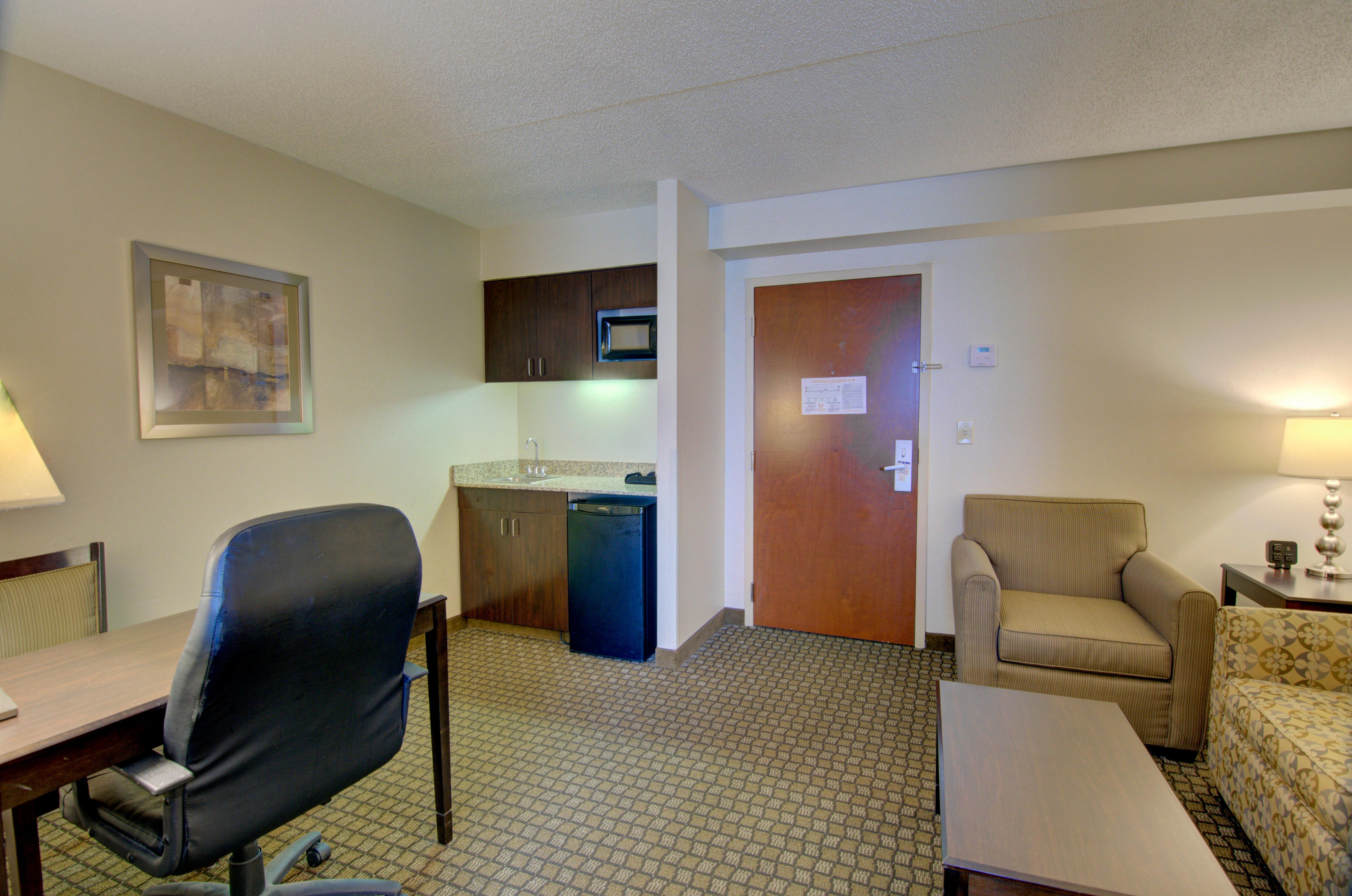 Holiday Inn Express Blacksburg By Ihg Экстерьер фото