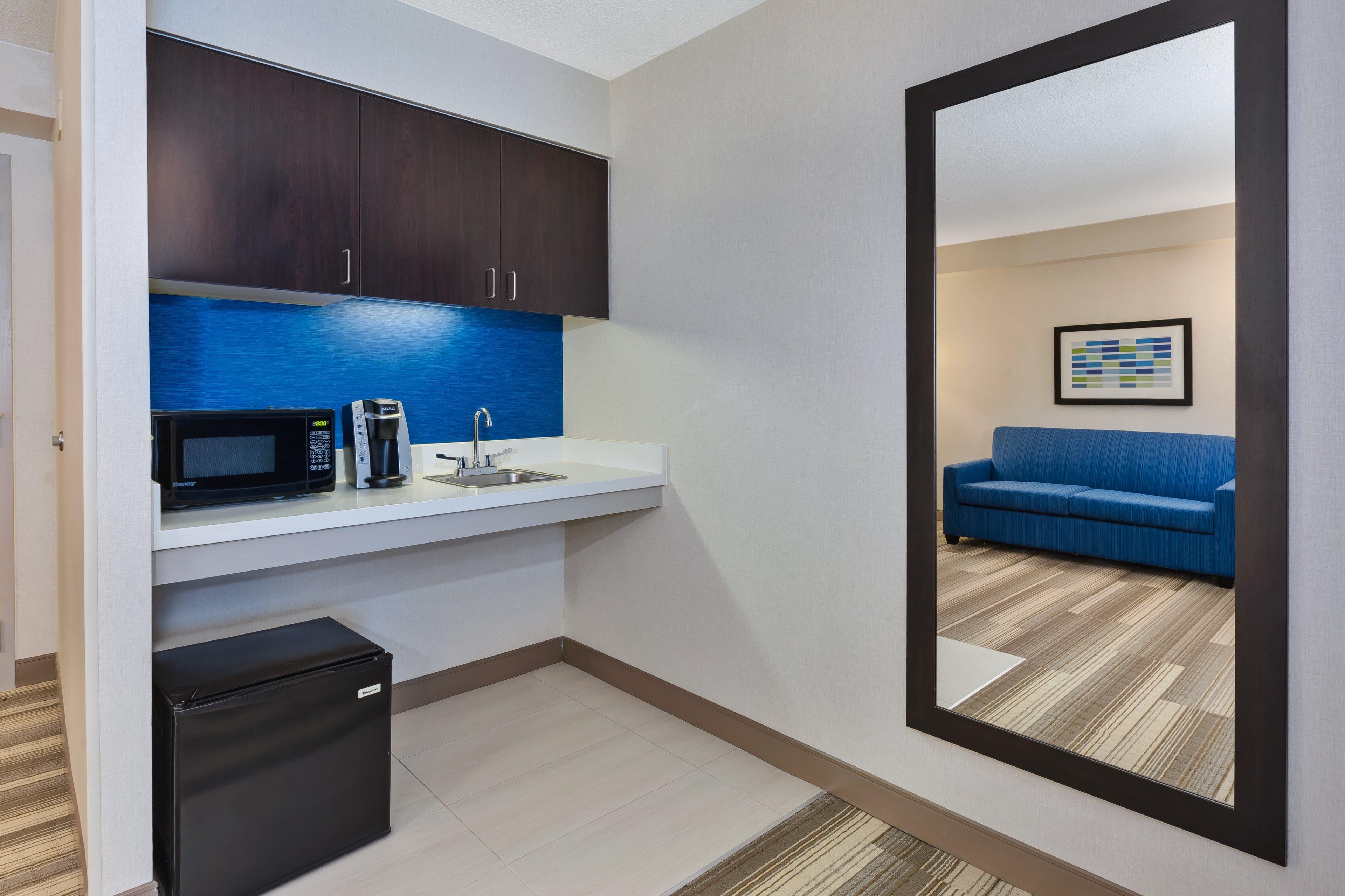 Holiday Inn Express Blacksburg By Ihg Экстерьер фото