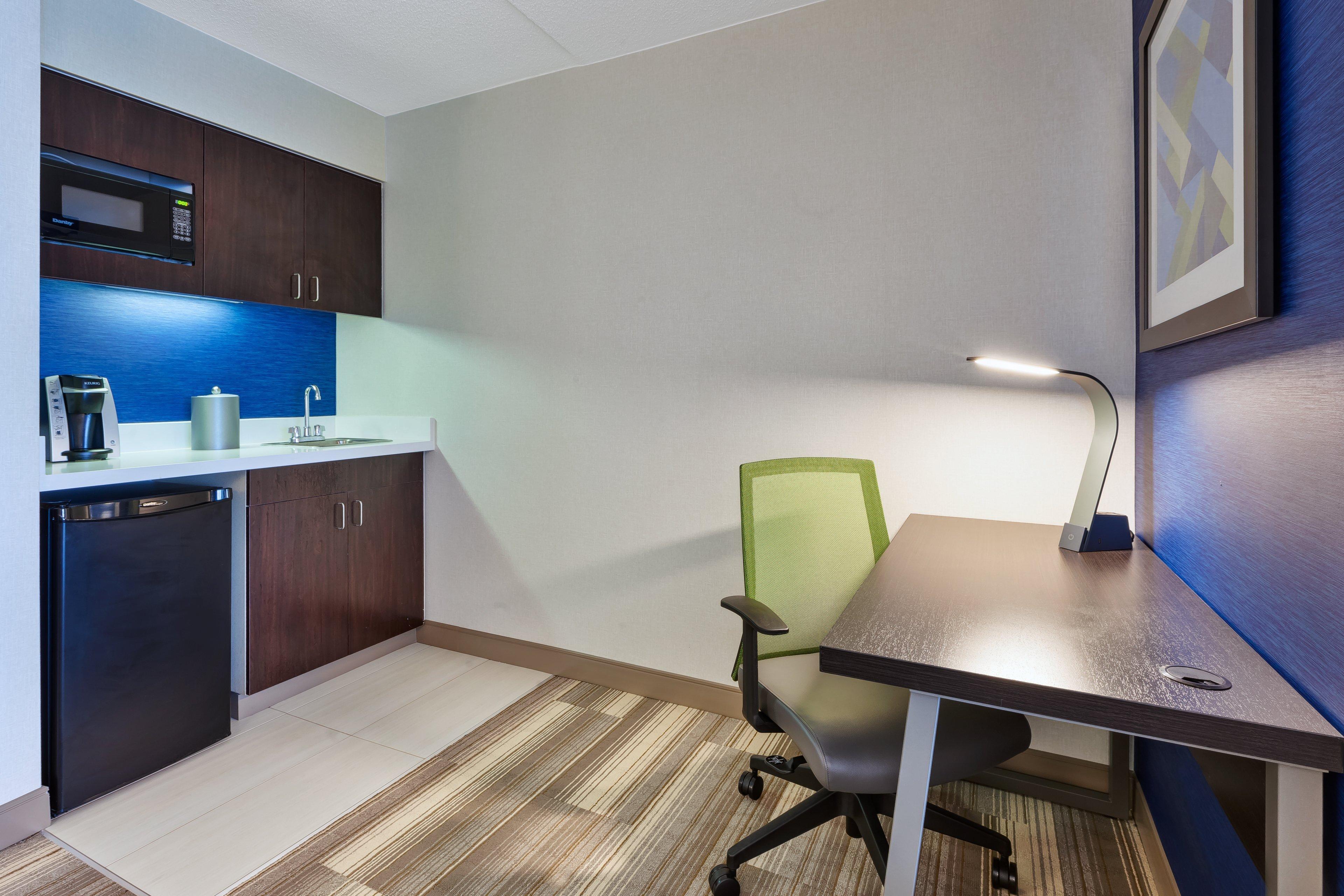 Holiday Inn Express Blacksburg By Ihg Экстерьер фото