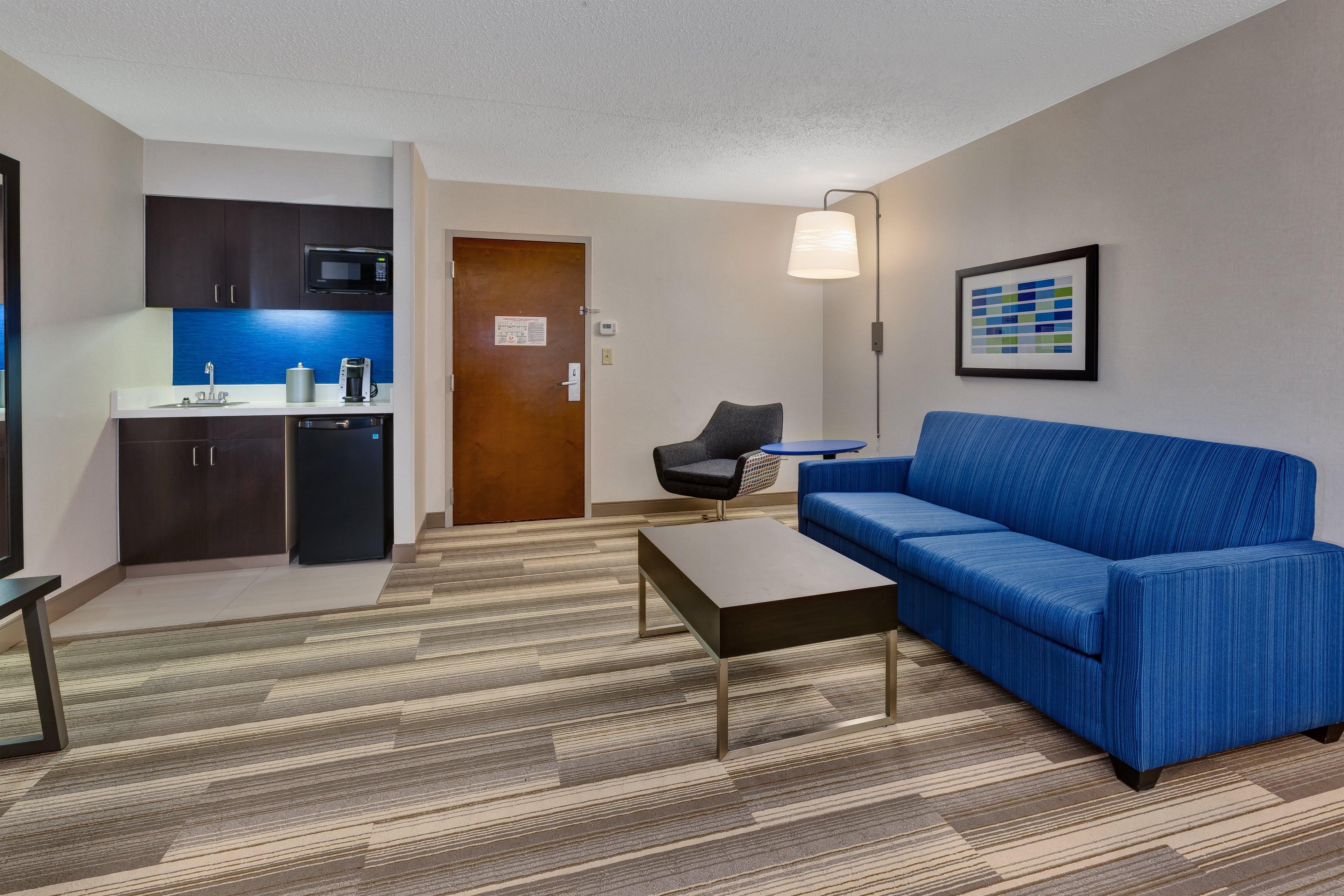 Holiday Inn Express Blacksburg By Ihg Экстерьер фото