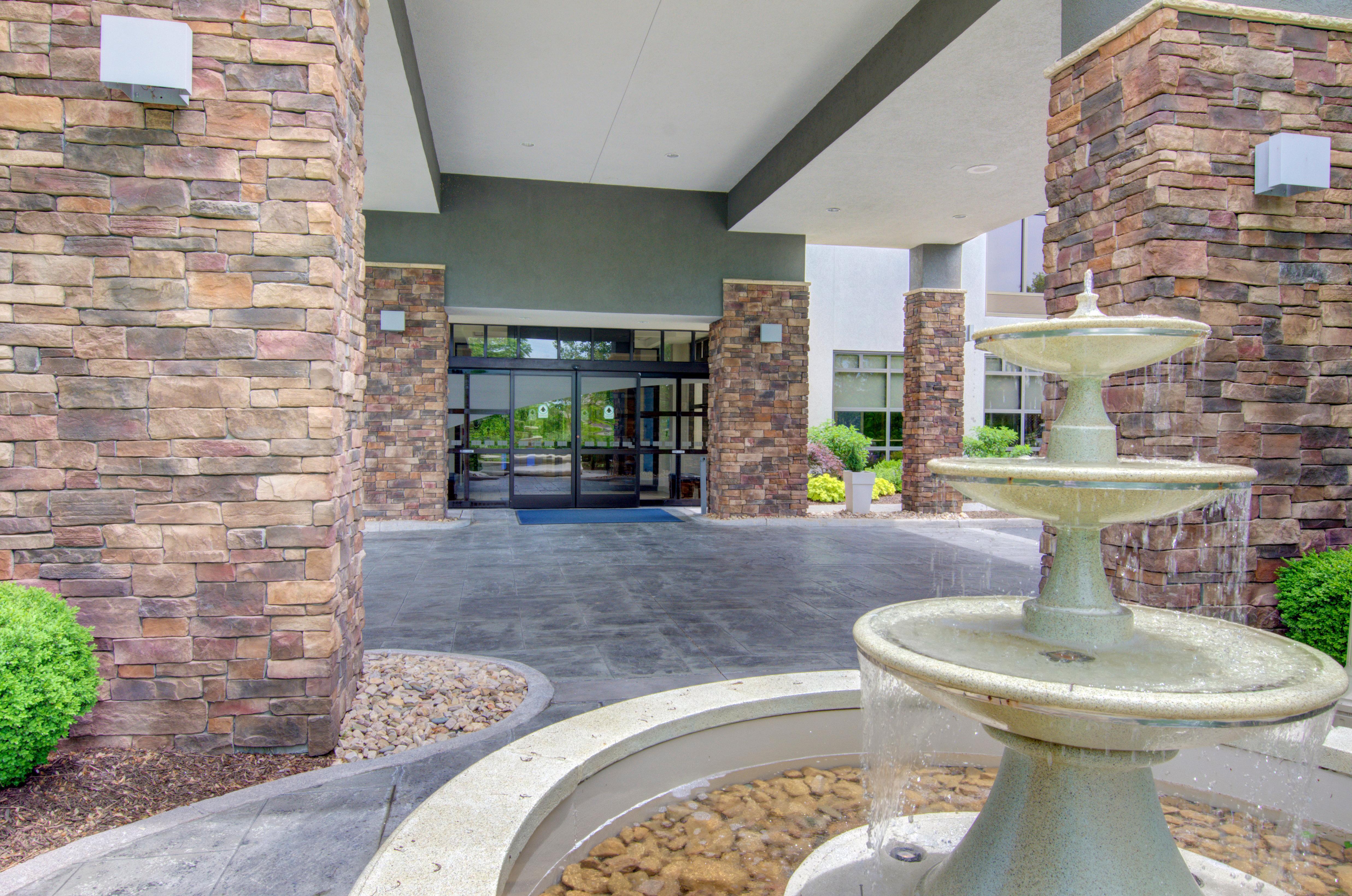 Holiday Inn Express Blacksburg By Ihg Экстерьер фото