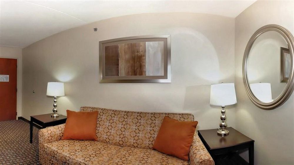 Holiday Inn Express Blacksburg By Ihg Экстерьер фото